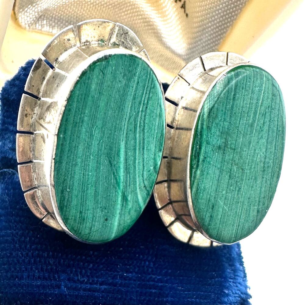 Taxco Mexico vintage sterling silver green malachite cabochons clip on earrings